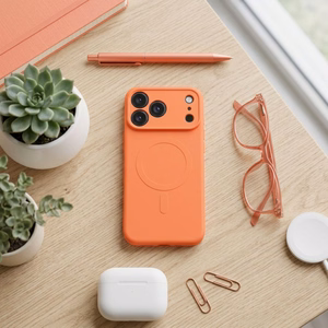 Silikoninis „Mag Cover“ dėklas, skirtas „iPhone 17 Pro Max / 18 Pro Max“, suderinamas su „MagSafe“, su kameros apsauga – oranžinis