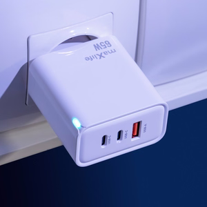 "Maxlife MXTC-09-65ACC GaN PD QC įkroviklis 2x USB-C 1x USB 65W baltas