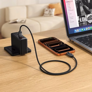 Hoco U154 USB-C–USB-C kabelis su taškinės matricos LCD ekranu, 3 A, 60 W, 1 m, juodas