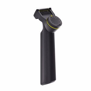 Philips OneBlade Pro 360 QP6542/15 – drėgnam ir sausam naudojimui skirta veido ir kūno skutimosi mašinėlė, veikia 90 min., ličio jonų, juoda
