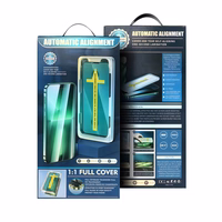 5D pilno klijavimo grūdintas stiklas iPhone 16 Pro Max / 17 Pro Max juodas + aplikatorius