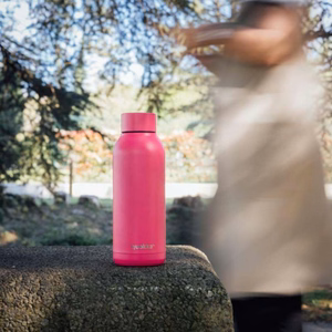 Quokka Solid nerūdijančiojo plieno termo gertuvė, 510 ml, Raspberry Pink