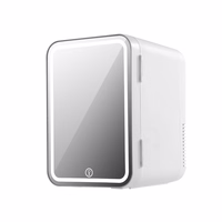 XO mini automobilinis šaldytuvas CZ015 baltas su veidrodiniu LED