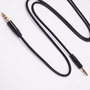 Maxlife kabelis su 3,5 mm audio kištuku – 3,5 mm kištukas 1 m juodas