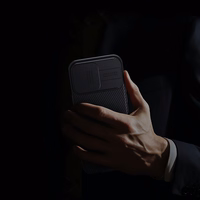 Nillkin CamShield Pro iPhone 16 Pro dėklas (juodas)