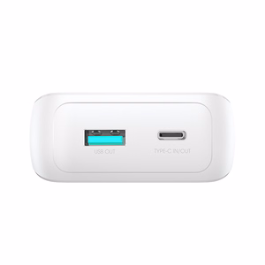 Mini išorinė baterija Joyroom JR-PBC06 30W 10000mAh su integruotais laidais (balta)
