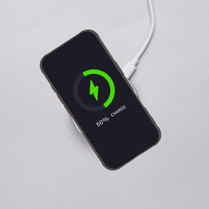 Itin matinis MAG COVER dėklas telefonui su MagSafe skirtas SAMSUNG S25 Plus – rudas