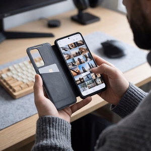 Tech-Protect Smart Wallet dėklas Samsung Galaxy S26 FE – matinis juodas