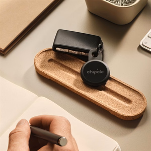 Chipolo LOOP – įkraunamas Bluetooth sekiklis su silikoniniu kilpeliu iOS & Android, 4col_Charcoal