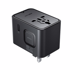 Acefast Z8 GaN 45W kelioninis adapteris 3x USB-C + 2x USB-A kelioninis tinklo įkroviklis su 2500W AC lizdu - juodas