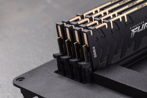 Kingston Technology FURY 16GB 3200MT/s DDR4 CL16 DIMM (2 vnt. rinkinys) Renegade RGB