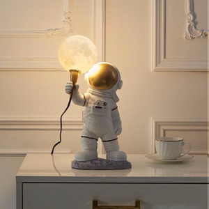 Mėnulio stalo lempa ASTRONAUTAS stovintis Art Deco (modelis 1) AMTL