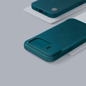 Nillkin Qin audinio dėklas iPhone 14 Plus su kameros dangteliu ir dėklu pilkas