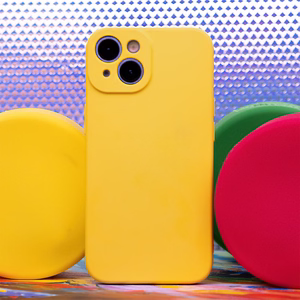 Silikoninis dėklas Samsung Galaxy S23 FE geltonos spalvos