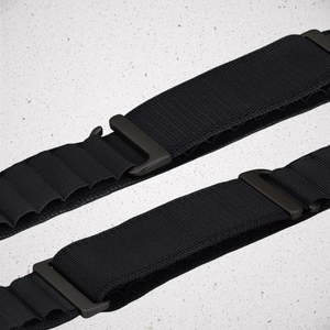 Mobilize nailoninis laikrodžio dirželis - Alpine - juoda jungtis - Apple 38/40/41mm - juodas