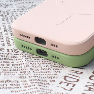 Magnetinis suderinamas silikoninis dėklas iPhone 15 Plus - juodas