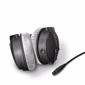 Beyerdynamic DT 770 PRO X – studijinės ausinės, uždaro tipo, 48 Ω, juodos (1000302)
