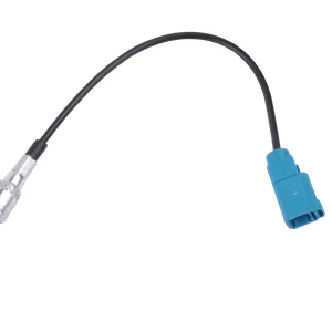 Fakra lizdas–ISO lizdas automobilinės antenos adapteris, 95715A