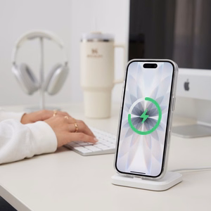 Tech-Protect MagZero MagSafe dėklas, skirtas iPhone 17, matinis baltas