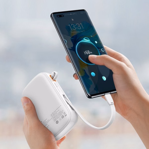 Baseus Qpow su skaitmenine indikacija išorinė baterija su greitu įkrovimu 20000mAh 22.5W QC/PD/SCP/FCP su įmontuotu USB-C kabeliu balta