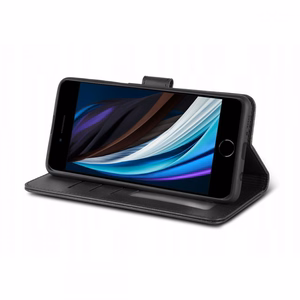 Tech-Protect Wallet MagSafe dėklas su pinigine iPhone 16 Pro - juodas