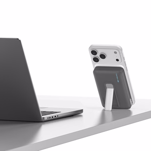 Cuktech WPB100 išorinė baterija 10 000 mAh, Qi2, 30 W, su magnetiniu tvirtinimu ir stovu – juoda