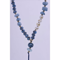 LOVE telefono dirželis, pakabukas / virvelės ilgis 44 cm (22 cm kilpoje) / ant rankos – šviesiai mėlynas