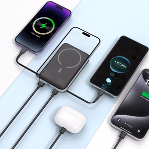 Tech-Protect LifeMag PB31 išorinė baterija su MagSafe 10000mAh 15W USB-C / USB-A / įmontuotu USB-C / Lightning kabeliais - juoda