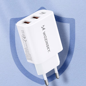 Wozinsky CWCUCW 30W USB-C / 2 x USB-A sieninis įkroviklis - baltas