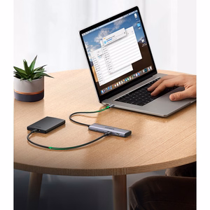 Ugreen CM473 šakotuvas USB-C - 2x USB-A / 2x USB-C 20cm - pilkas