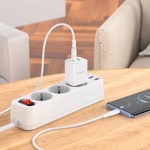 Įkroviklis Borofone BN7 20W USB-C/USB-A baltas