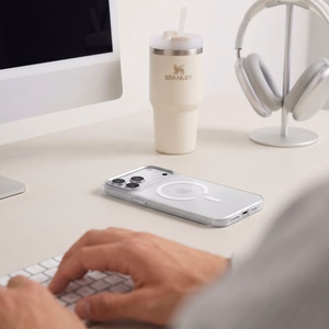 Tech-Protect MagZero MagSafe dėklas, skirtas iPhone 17 Pro Max / 18 Pro Max – matinis baltas