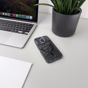 Blizgus dėklas MagSafe iPhone 16 Pro - juodas su blizgučiais