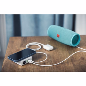 FORCELL F-ENERGY daugiafunkcis įkroviklis 15W 4in1 su USB/USB-C jungtimi, išorine baterija 8000mAh ir belaidžiu įkrovimu