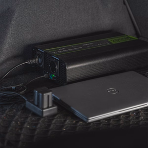 Green Cell PRO power inverter, 12 V DC to 230 V AC, 2000 W continuous / 4000 W surge, modified sine wave