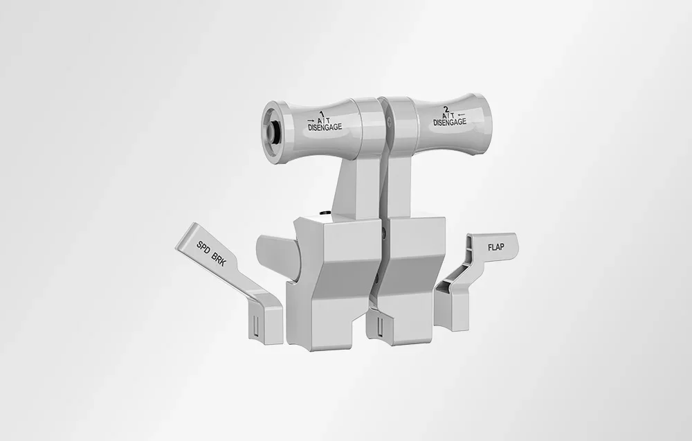 Droselio modulis ant šviesaus fono