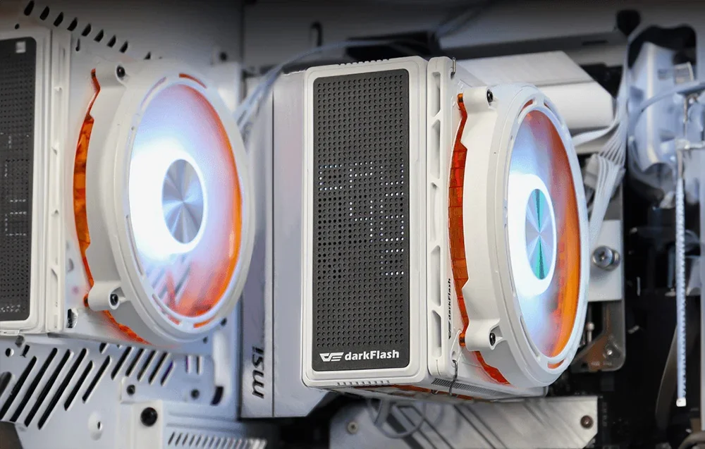 2 Darkflash aktyvaus aušinimo rinkiniai kompiuterio korpuse