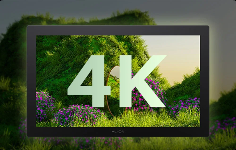 Huion ekranas rodo 3D žalią kraštovaizdį su violetinėmis gėlėmis ir dideliu 4K užrašu centre.