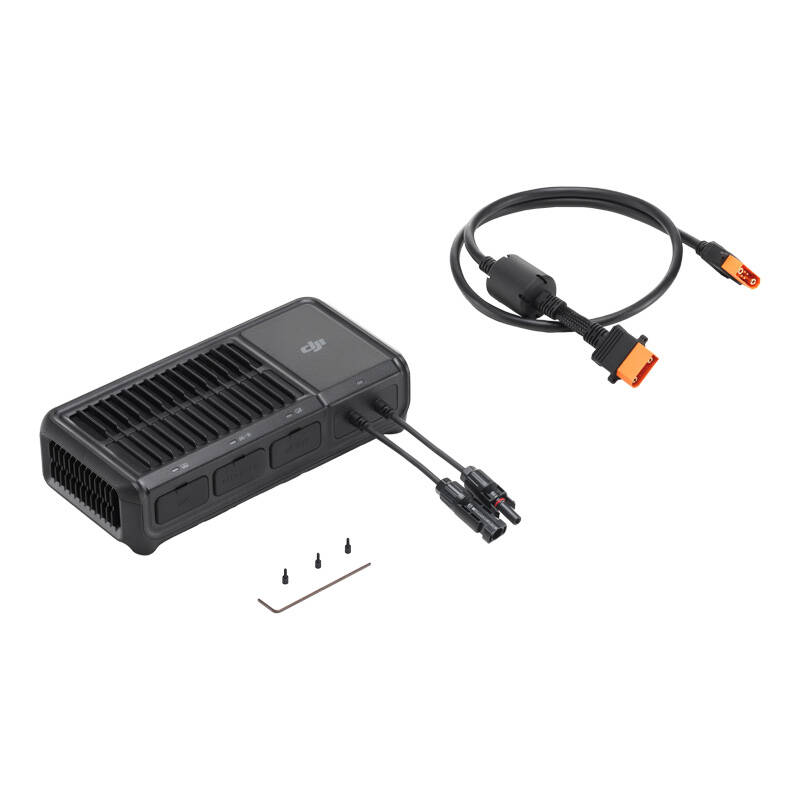 DJI Power 1,8kW saulės/greito įkrovimo automobilinis įkroviklis