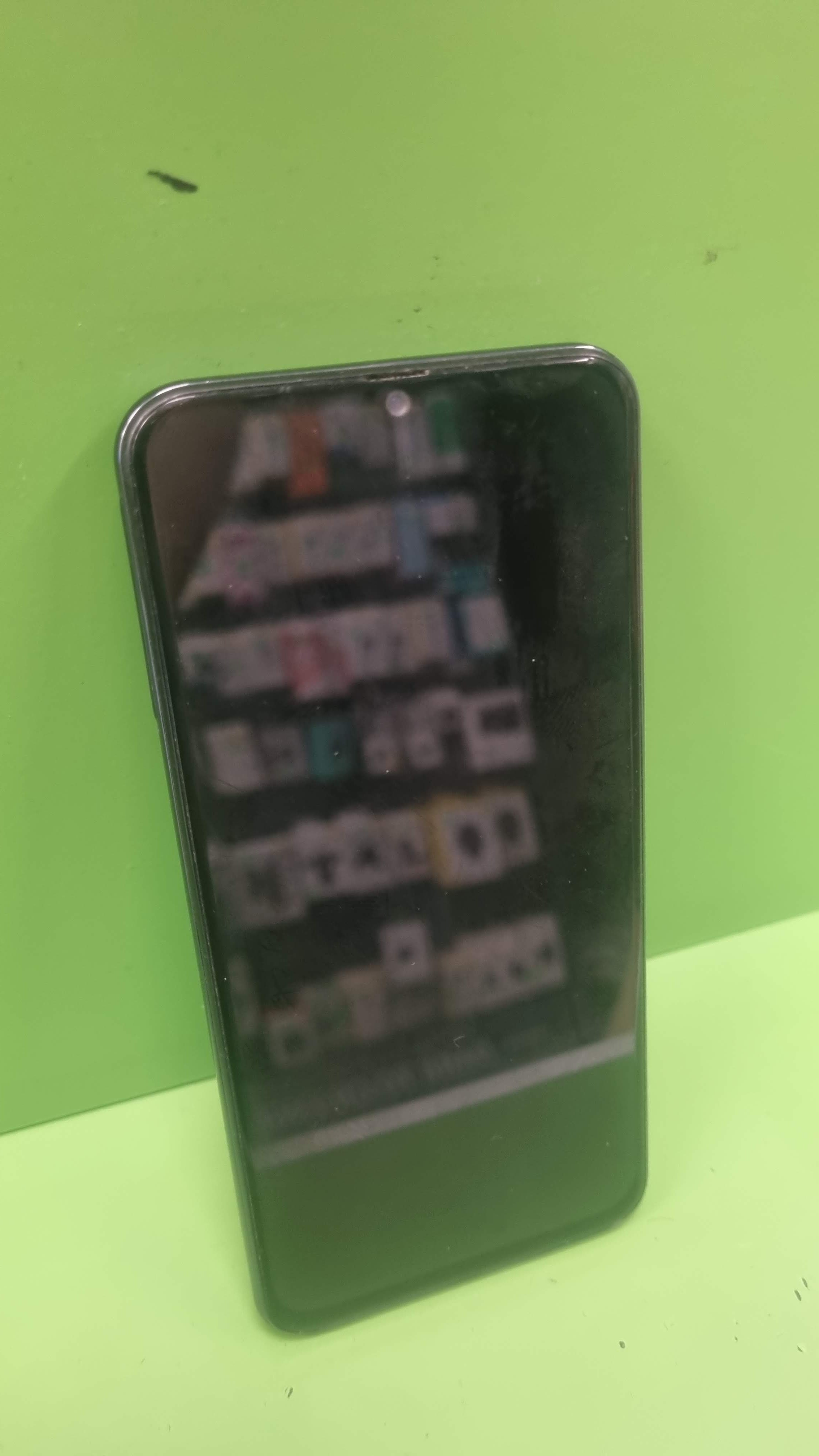 Samsung Galaxy A40 64GB (Naudota Prekė)