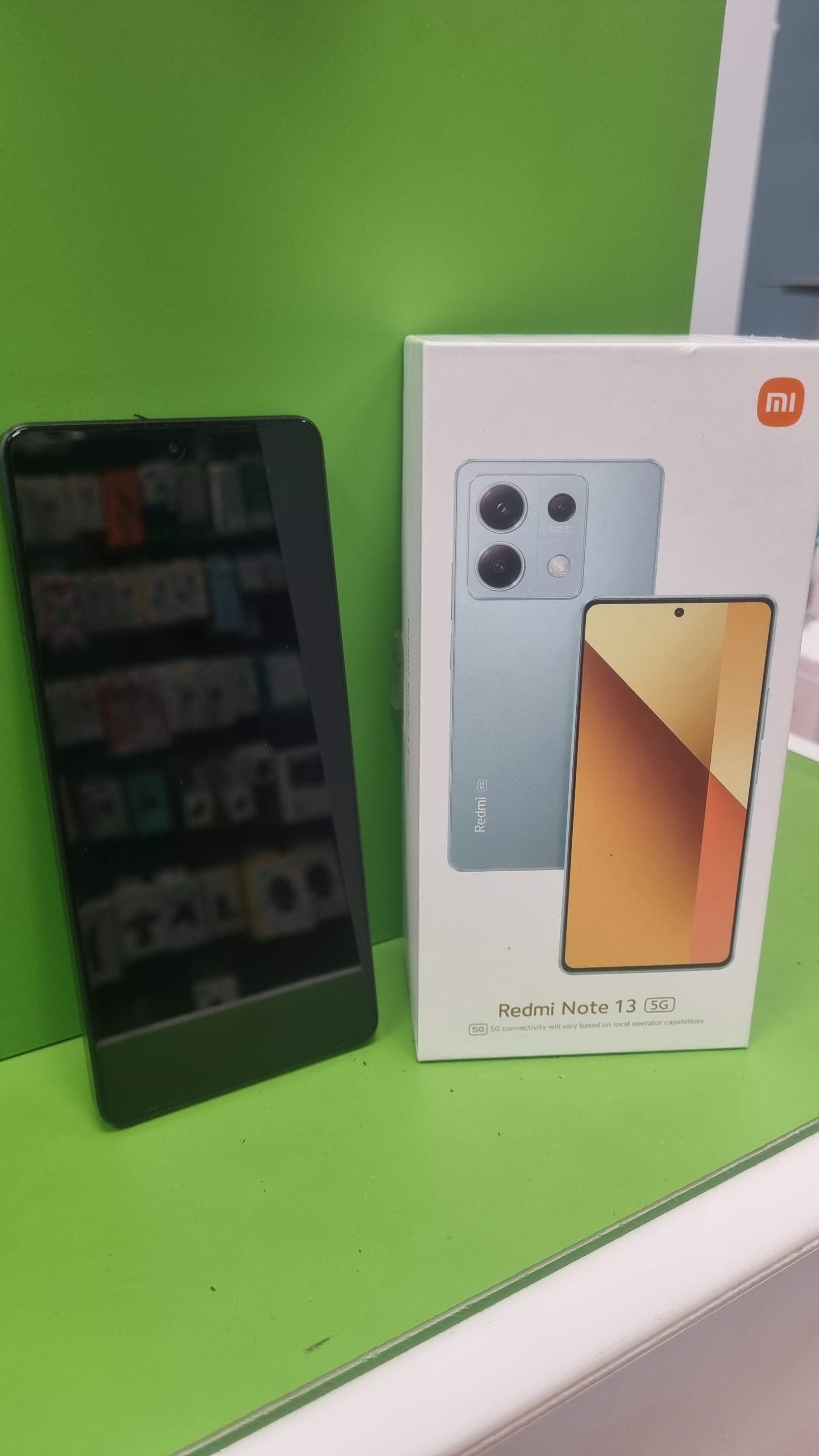Redmi Note 13 256GB (Витринный экземпляр)