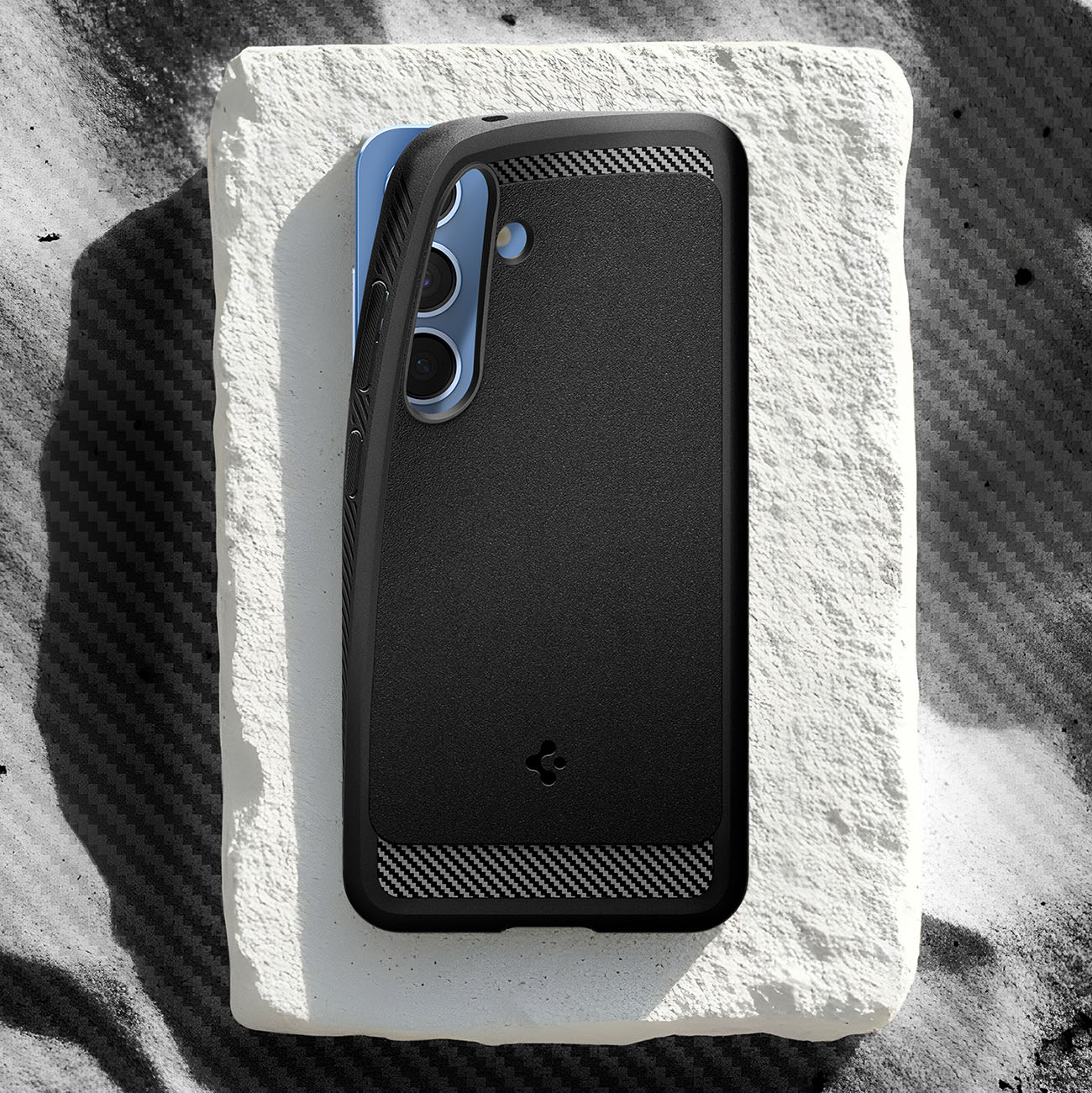 Spigen Rugged Armor Mag MagSafe Dėklas telefonui Samsung Galaxy S25 - matinė juoda