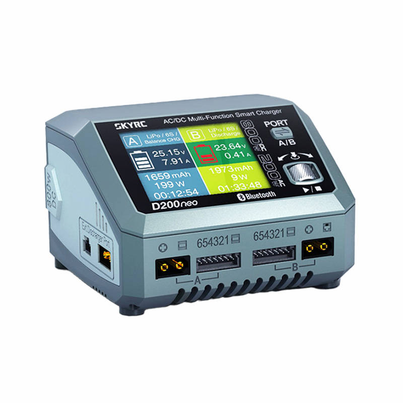 Įkroviklis „SkyRC D200“