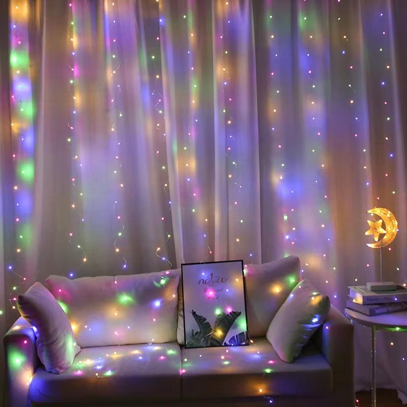 LED užuolaida (200 LED lempučių) 3Mx2M įvairiaspalvė