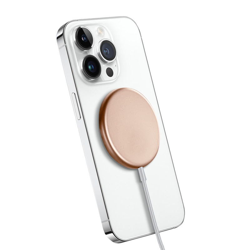 Crong MagSpot aliumininis 15 W magnetinis belaidis įkroviklis, suderinamas su MagSafe, aukso spalvos